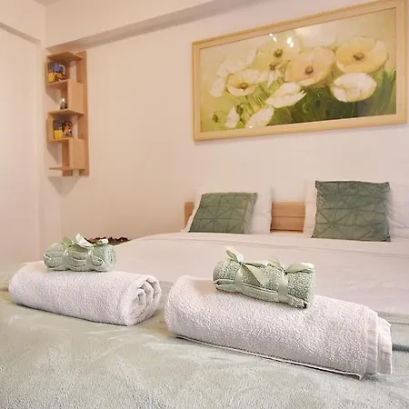 Apartment Central Studio Emerald *