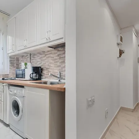 Central Studio Emerald Apartment *